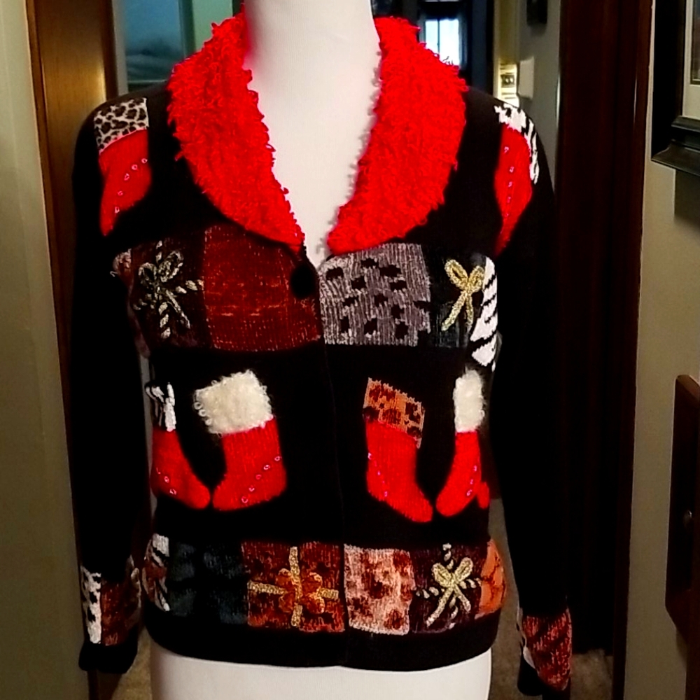 FESTIVE CHRISTMAS SWEATER